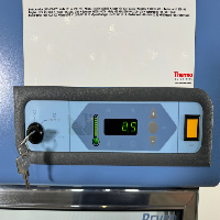 Thermo Scientific Revco Lab Refrigerator image 2